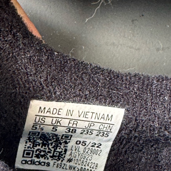 Adidas Originals NIB Gazelle Adv Black Suede Sneakers - Picture 5 of 13